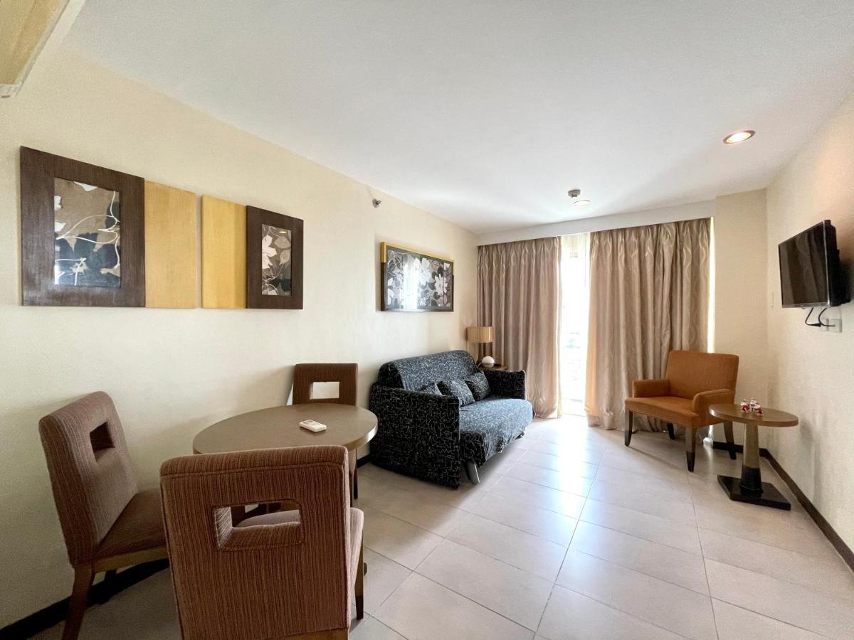 One Tagaytay Place Private Residences Tagaytay City Екстериор снимка