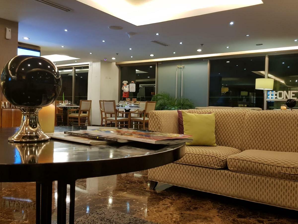 One Tagaytay Place Private Residences Tagaytay City Екстериор снимка